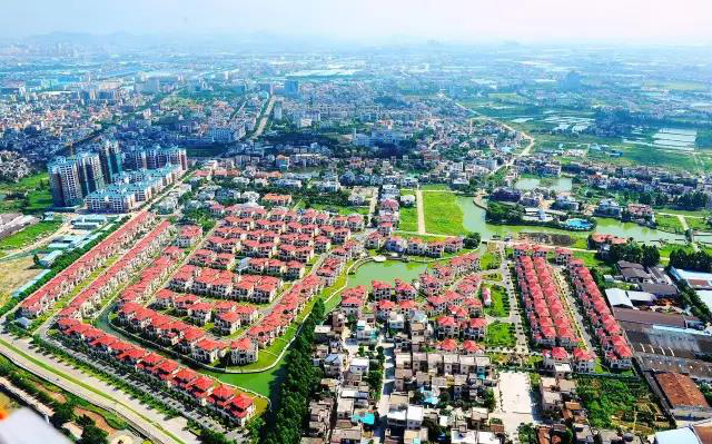 南頭鎮(zhèn)力取疫情防控和構(gòu)建現(xiàn)代化產(chǎn)業(yè)體系雙勝利