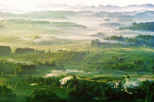 貴州鳳岡旅游：宜居宜游康養(yǎng)地 神秘驚險(xiǎn)激情帶